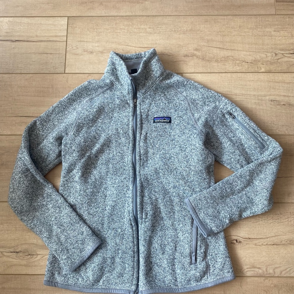 Patagonia Heathered Gray Knit Jacket